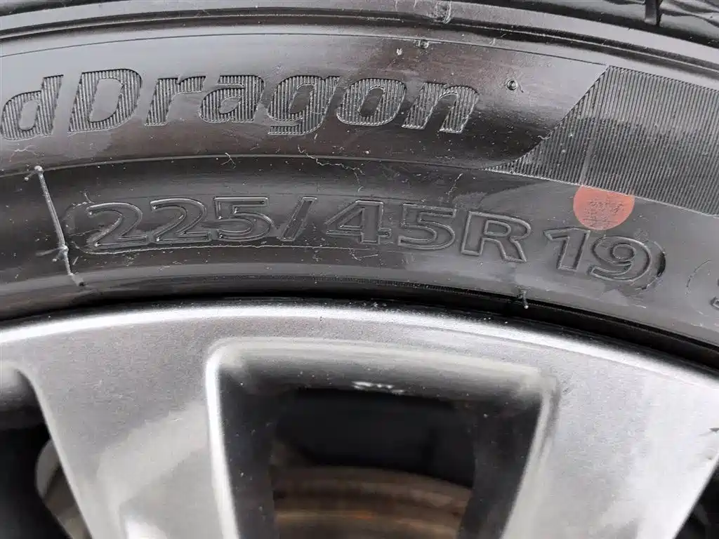 Hongqi H5 2020 1.8T Automatic Smart Connection Qi Enjoy Edition фото 24