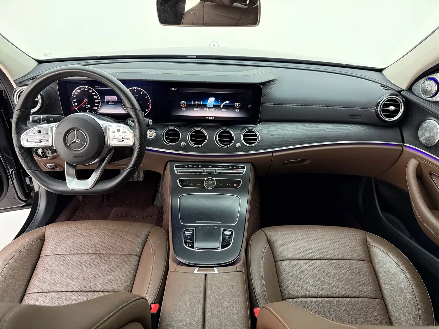 Mercedes-Benz E-Class 2020 E 300 L Fashion фото 10