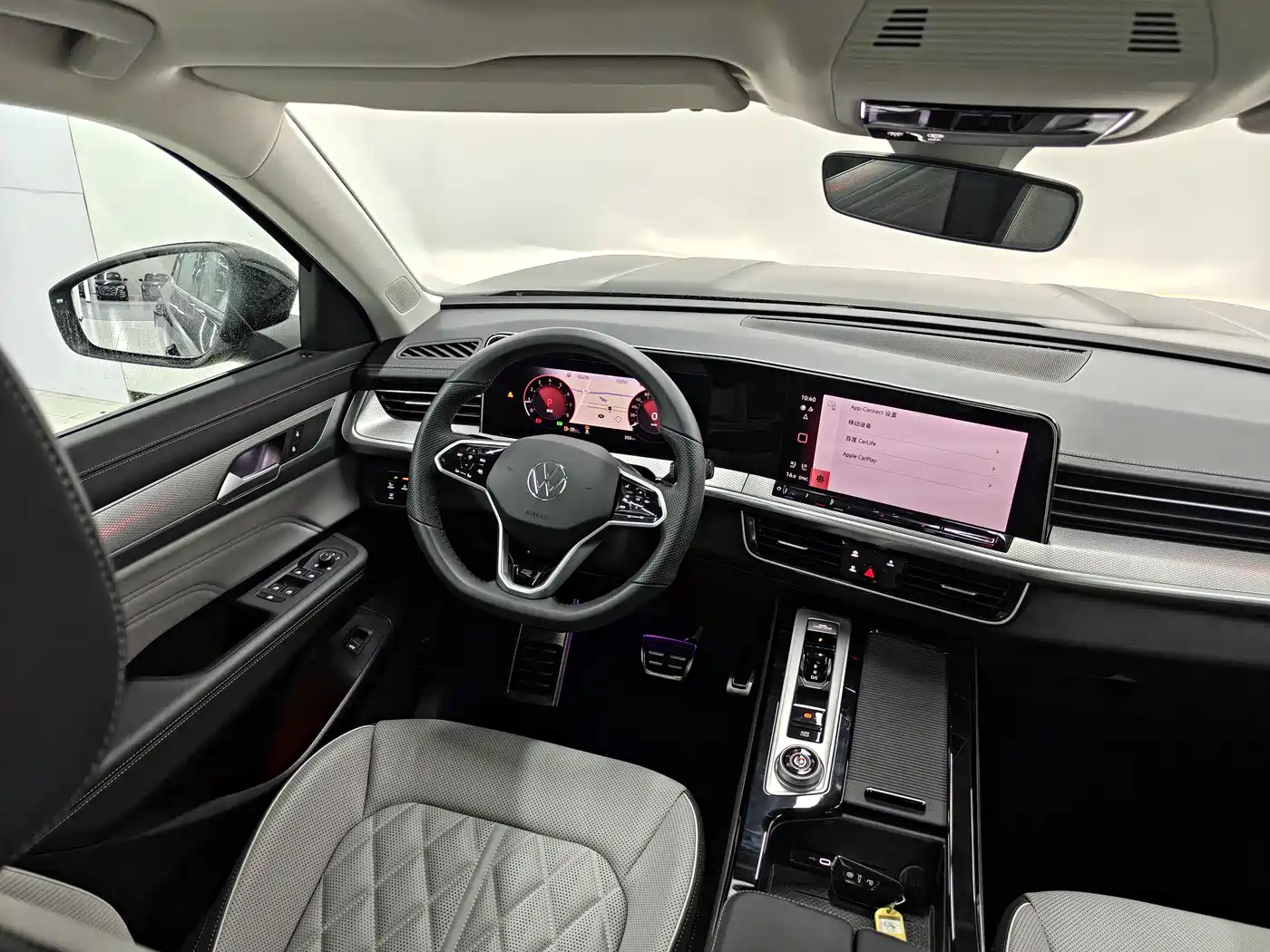 Volkswagen Talagon 2024 380TSI 4WD R-Line Cruise Shared Edition фото 7