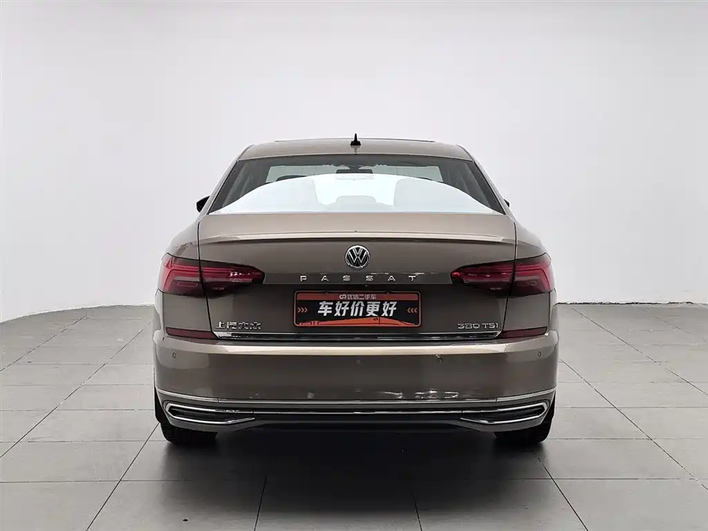 Volkswagen Passat 2019 Model 380TSI Luxury Edition China VI фото 4