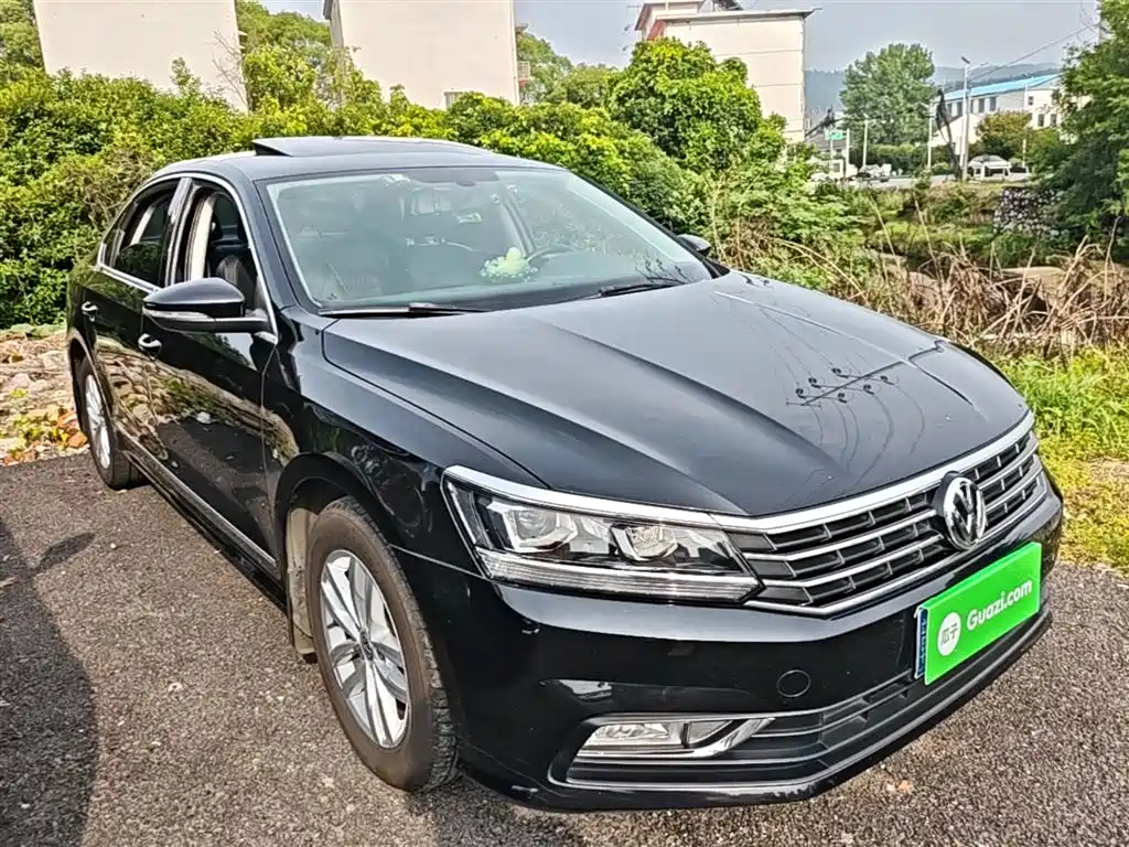 Volkswagen Passat 2016 280TSI DSG Honor Edition фото 4