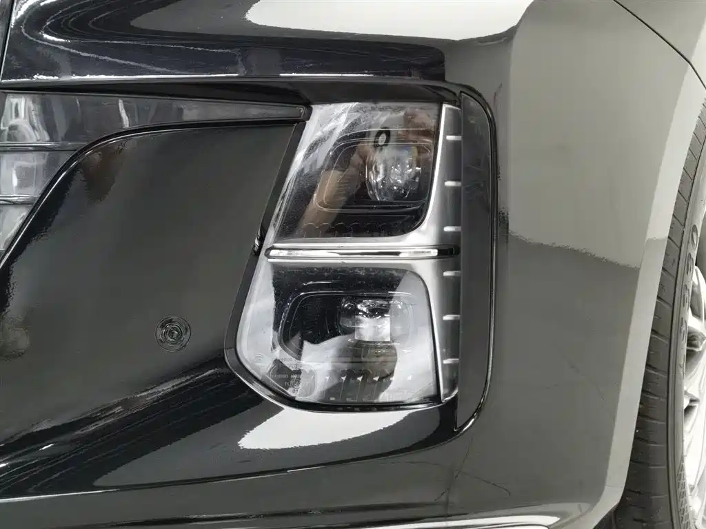 Hongqi H5 2024 1.5T DCT Smart Connect Flag Rhythm Edition фото 7