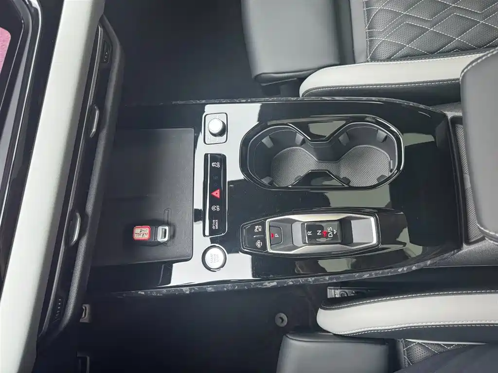 AUDI A5L