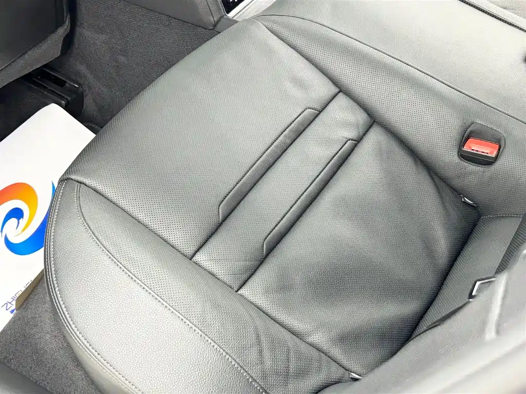 Porsche Panamera 2017 Panamera 4 Sport Turismo 3.0T фото 10