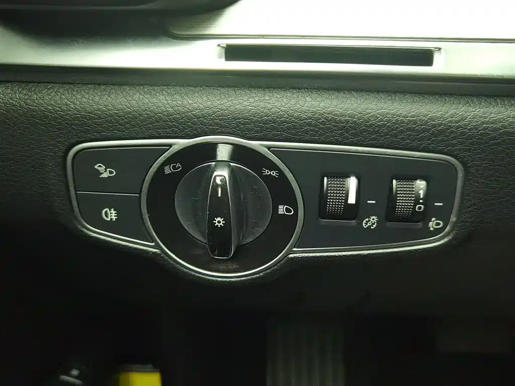 BYD Tang 2019 2.0T Automatic Smart Connect Luxury 5-seater China VI фото 21