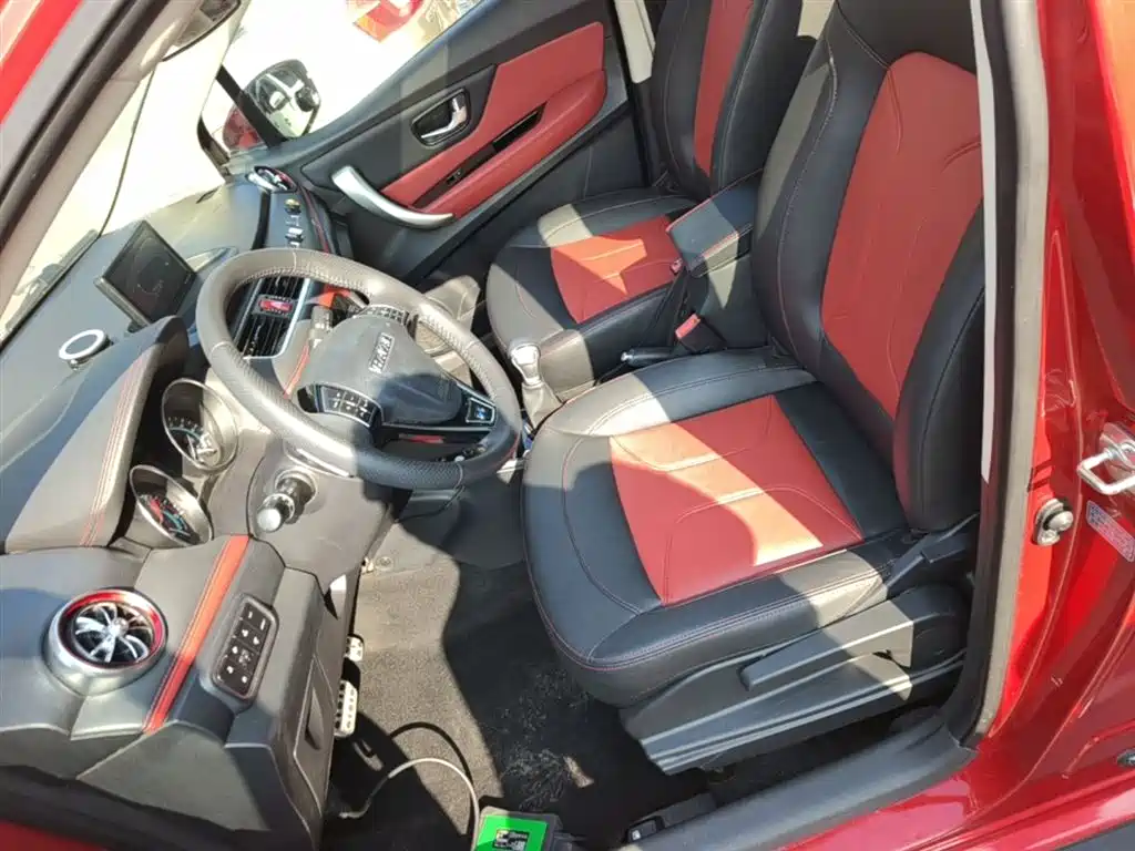 Haval H1 2016 Facelift Blue Label 1.5L AMT Luxury фото 15