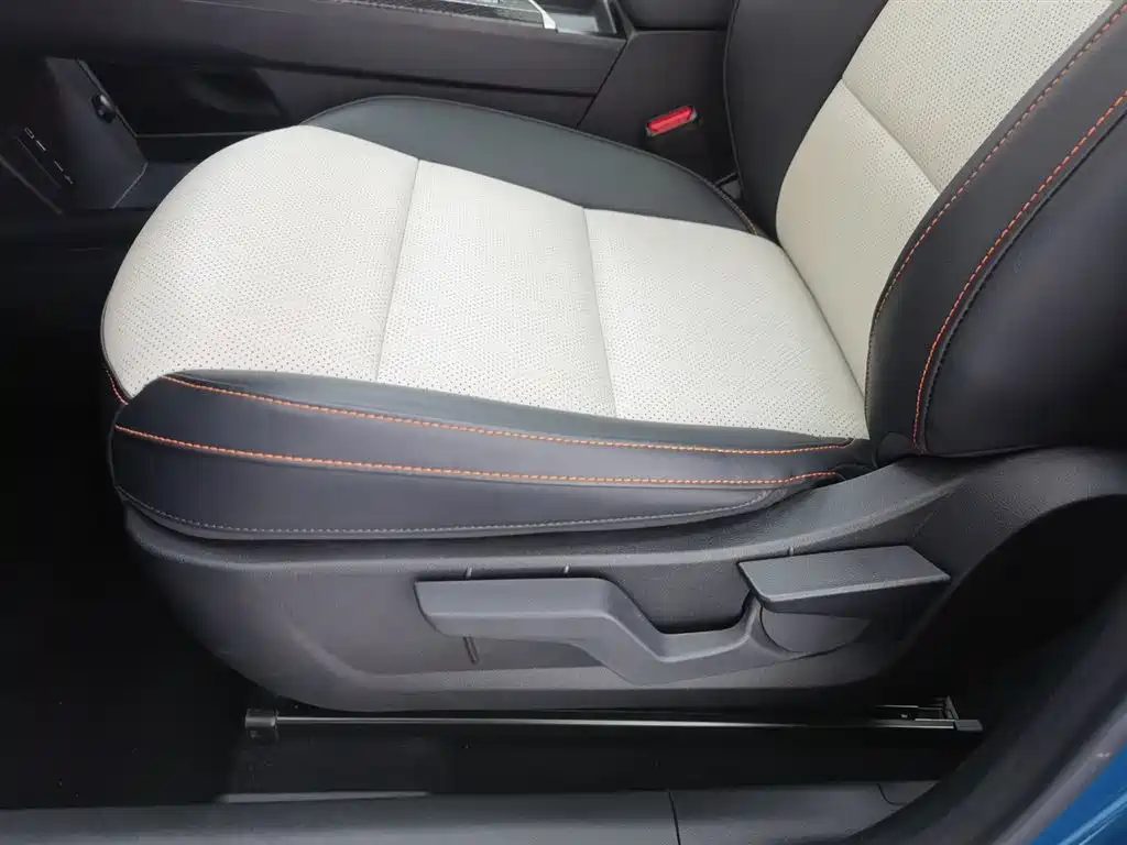 Haval Chitu 2021 1.5T Silver Rabbit Turbo Edition фото 20