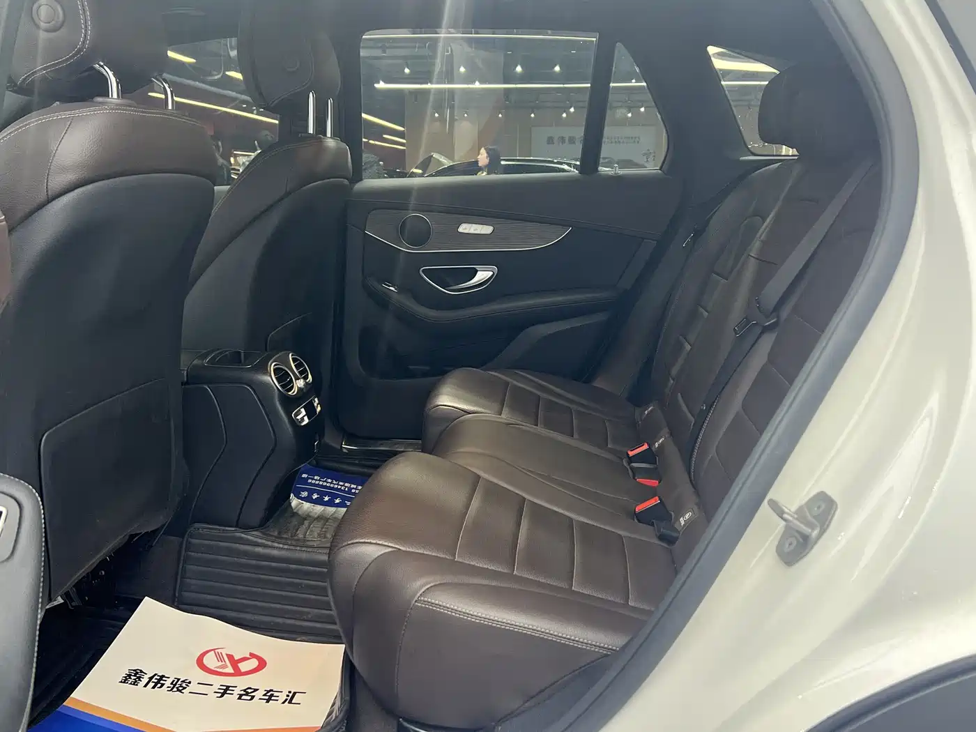 Mercedes-Benz GLC 2022 Model GLC 260 L 4MATIC Luxury Edition фото 12