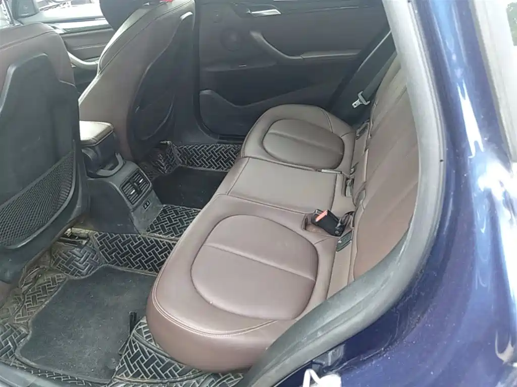 BMW X1 2020 sDrive25Li Leading Model фото 17