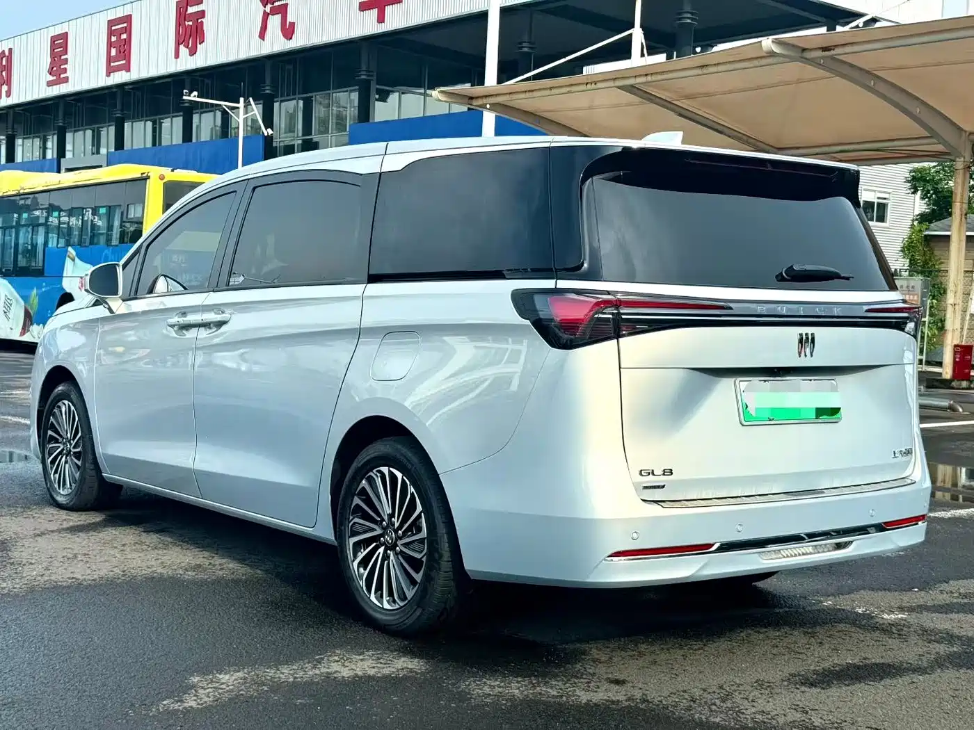 Buick GL8 New Energy 2026 2025 Landprestige First Edition 7-Seater