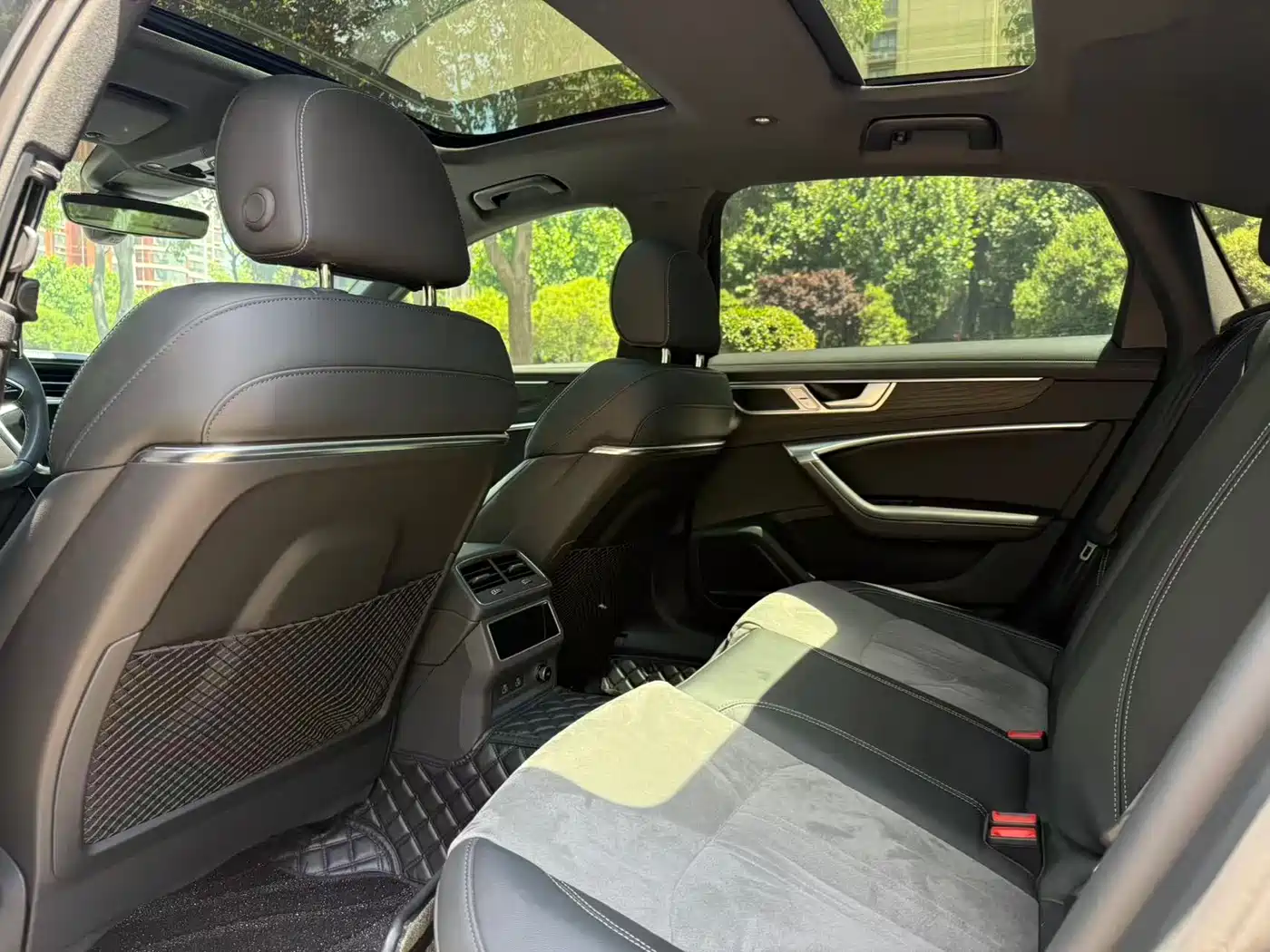 Audi A6L 2024 45 TFSI quattro Exclusive Dynamic фото 11