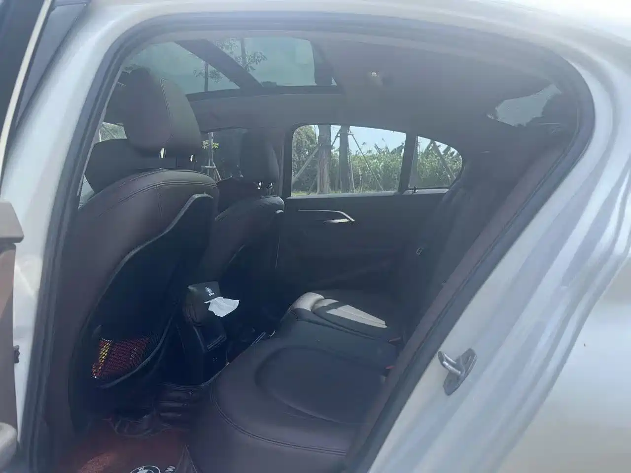BMW 1 Series 2019 120i Leading M Sport Package фото 8