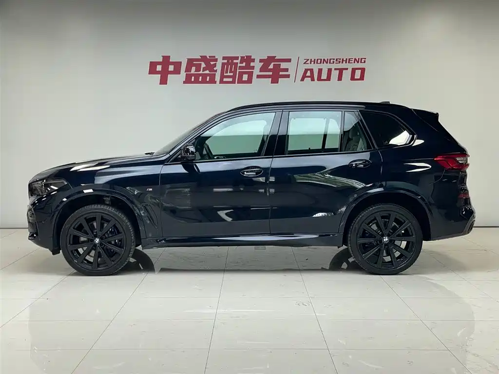 BMW X5 (Import) 2019 xDrive40i Exclusive M Sport Package фото 4