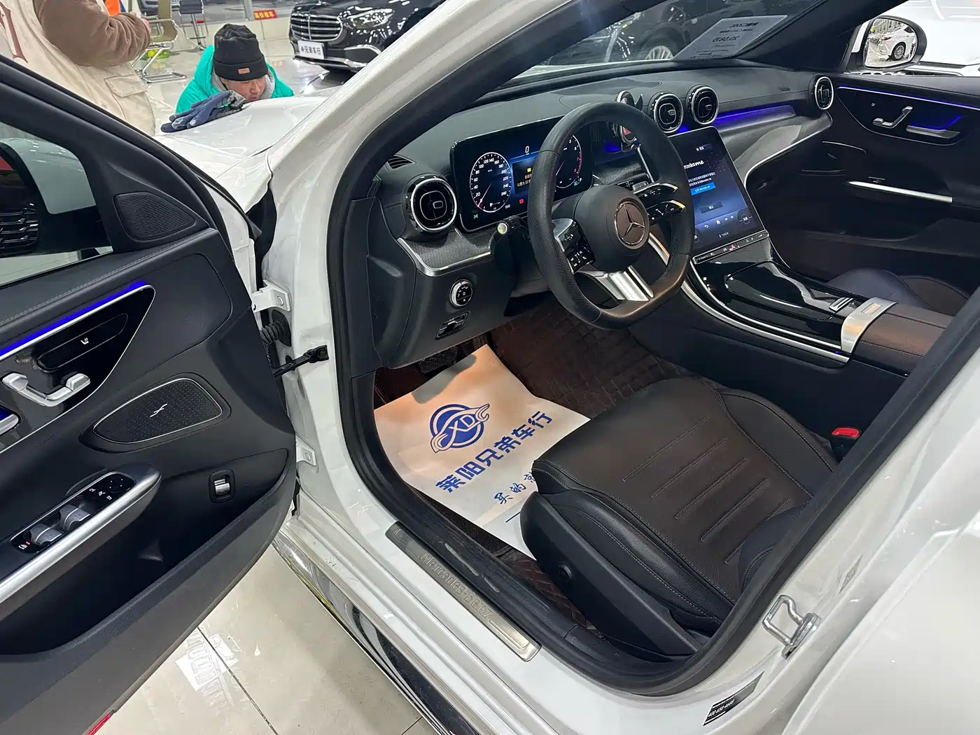 Mercedes-Benz C-Class 2023 C 200 L Sport фото 6
