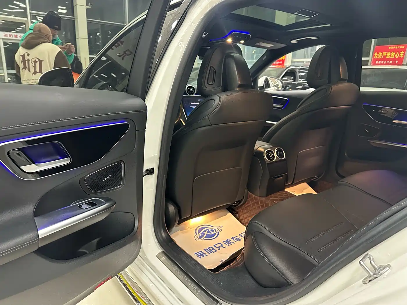 Mercedes-Benz C-Class 2023 C 200 L Sport фото 11