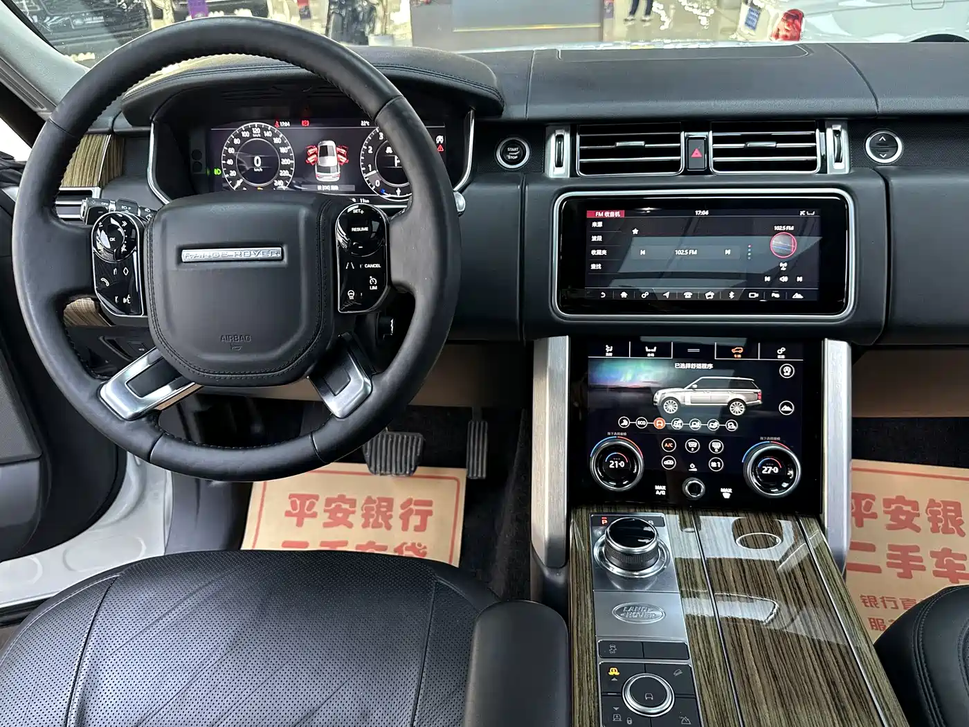 Land Rover Range Rover 2018 3.0 SC V6 Vogue Heritage Extended Edition фото 8