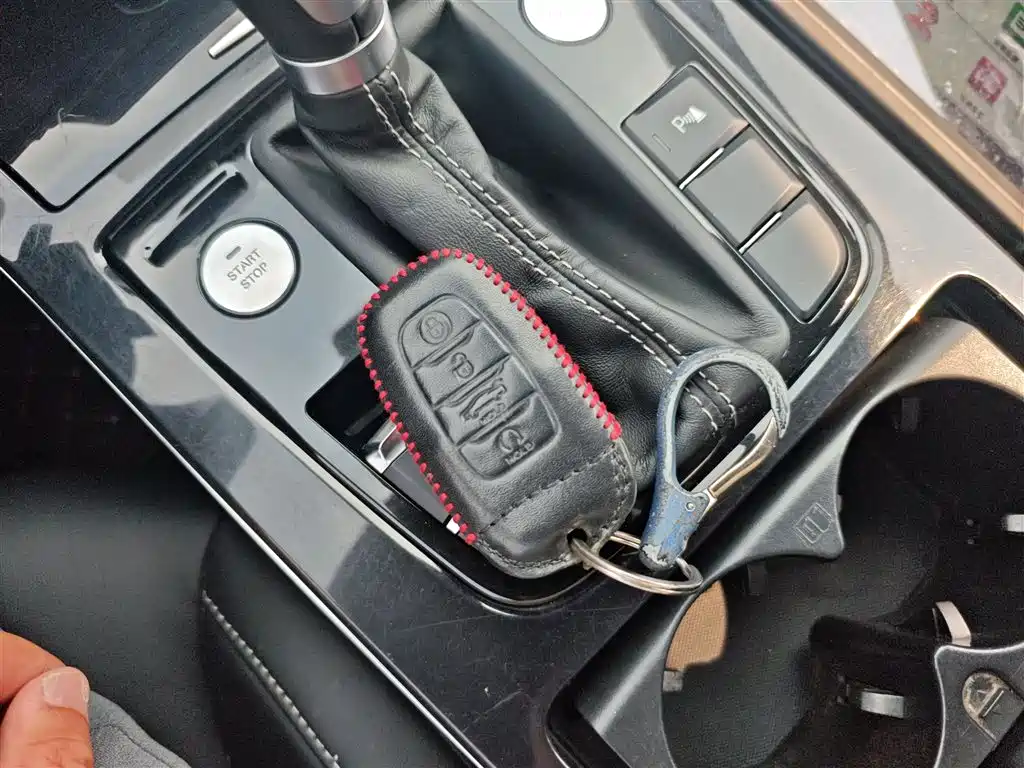 Hongqi H5 2019 30TD Smart Connect Rhythm Edition фото 9