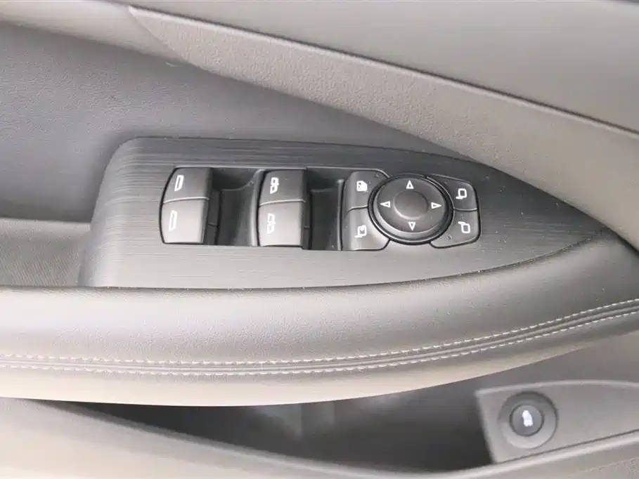 Buick LaCrosse 2021 652T Luxury Edition фото 12