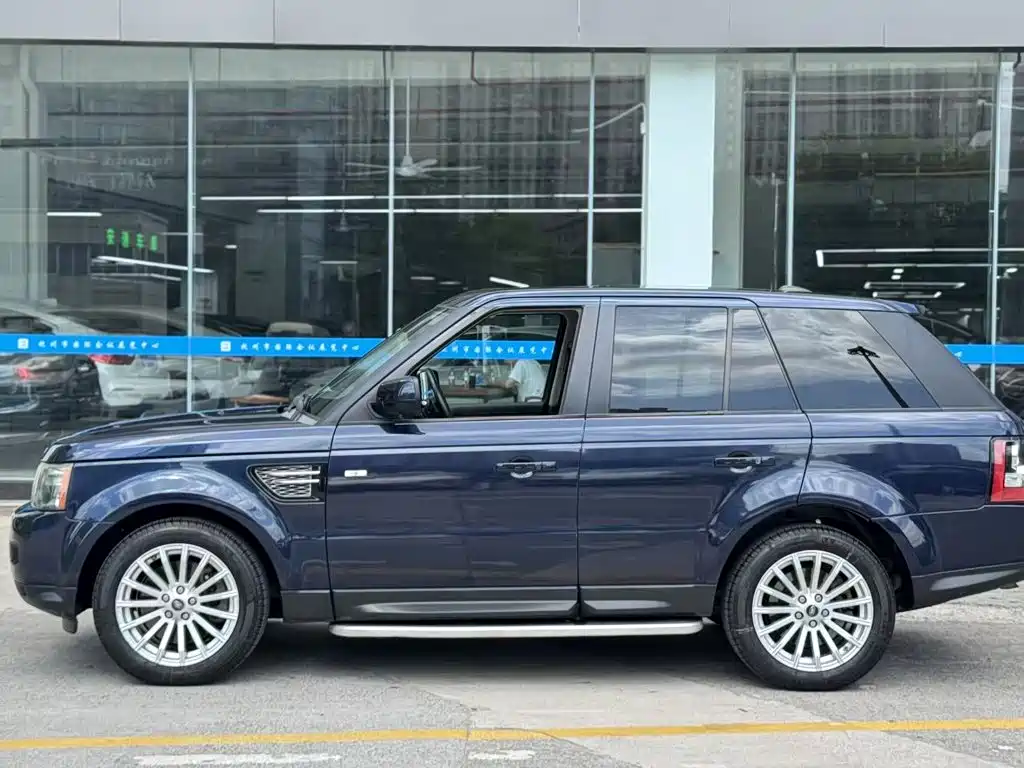 Фото 3 - Land Rover Range Rover Sport