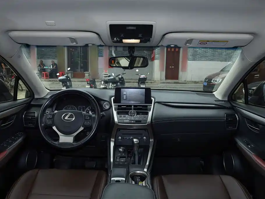 Lexus NX 2017 200 FWD Sharp Edition фото 12