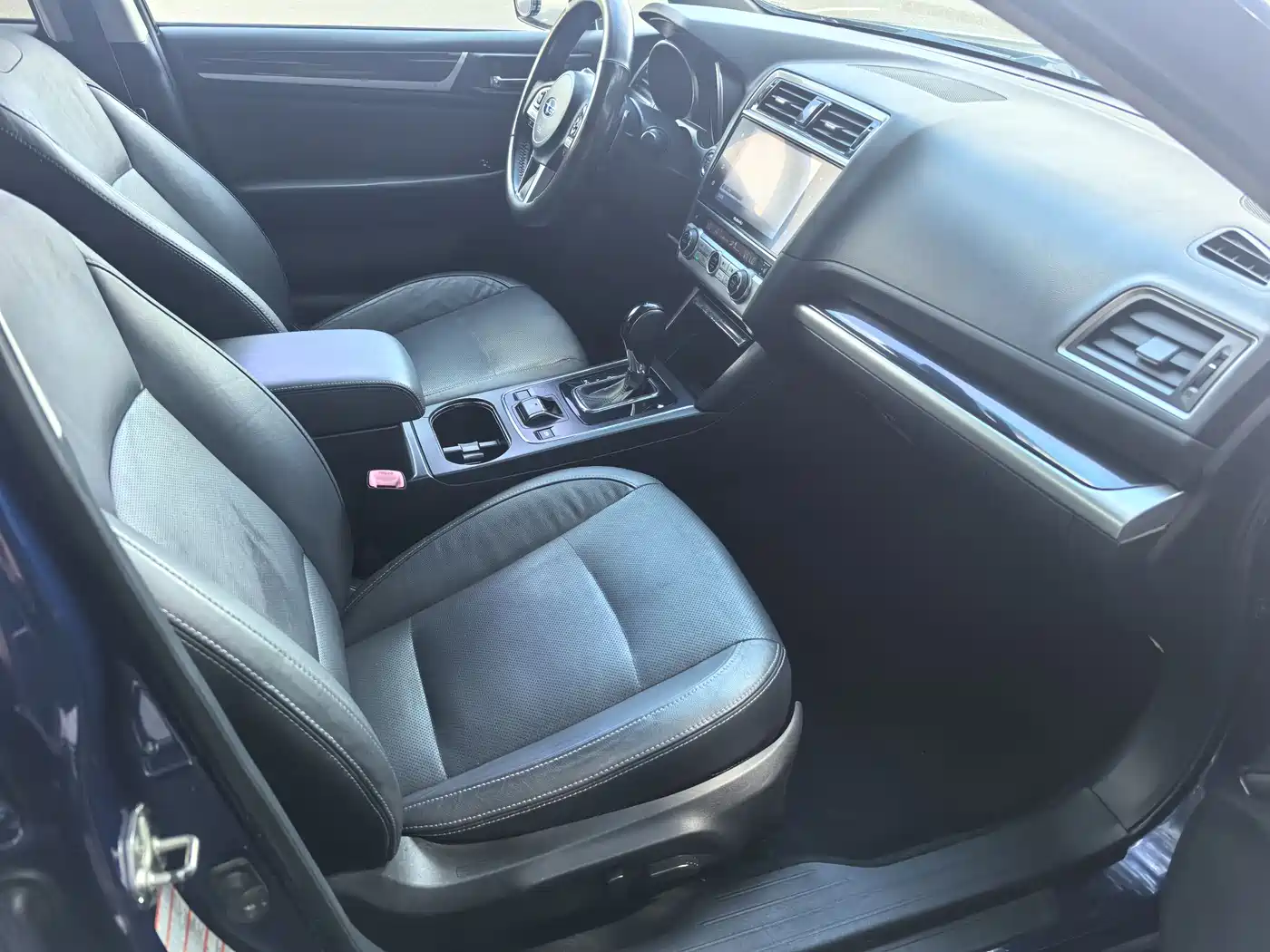 Subaru Legacy 2017 2.5i AWD Glory Edition EyeSight фото 9