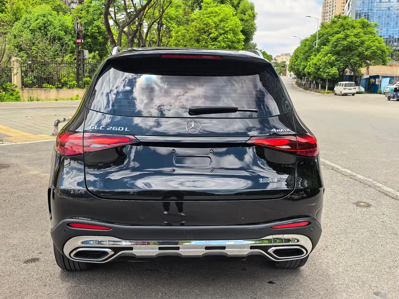 Mercedes-Benz GLC 2023 Facelift GLC 260 L 4MATIC Luxury 7-Seater фото 15