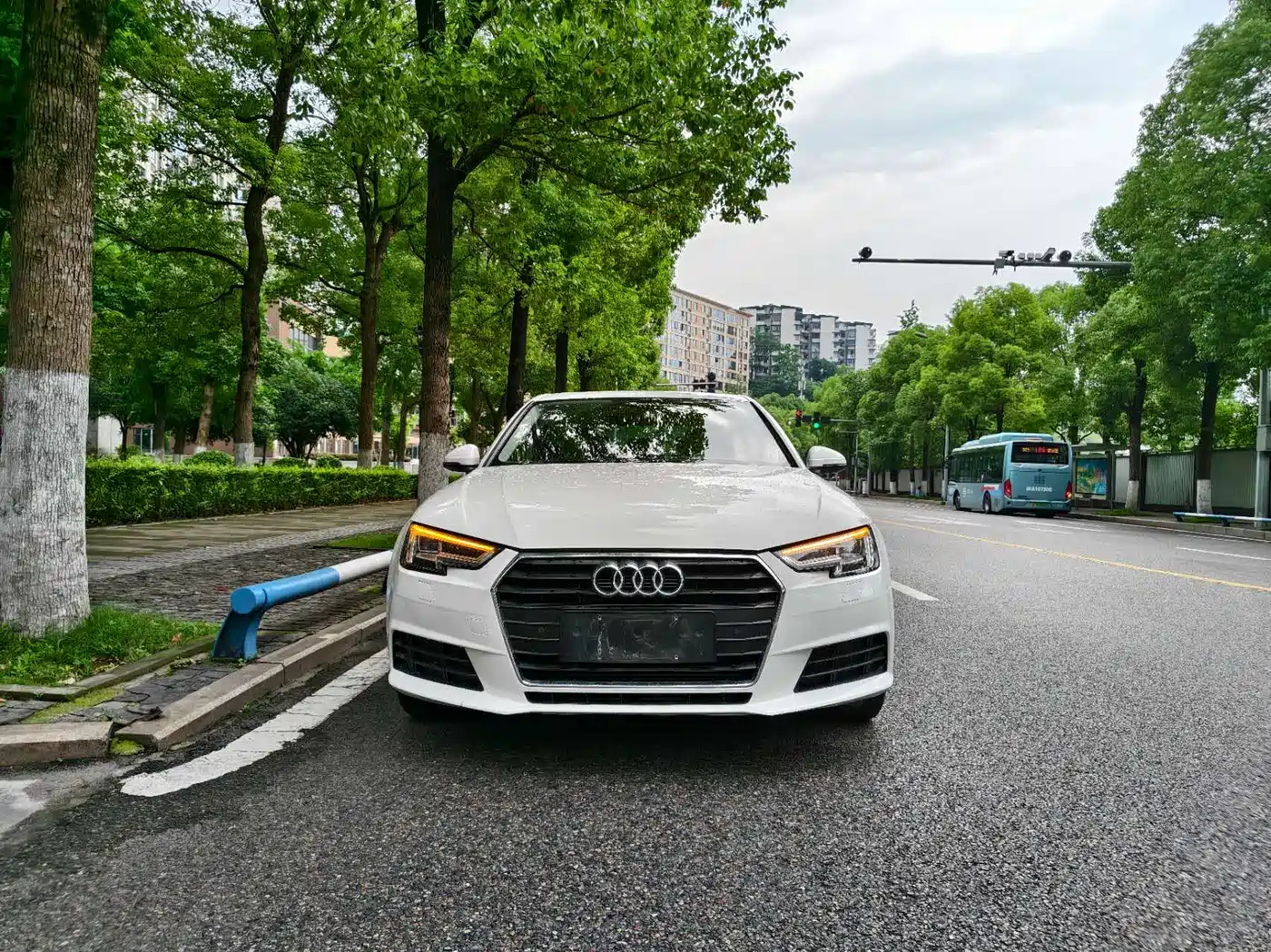 Audi A4L 2017 40 TFSI Fashion Edition фото 2