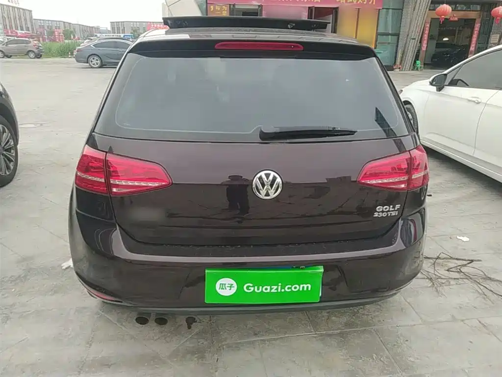 Volkswagen Golf 2016 230TSI Automatic Comfort фото 6