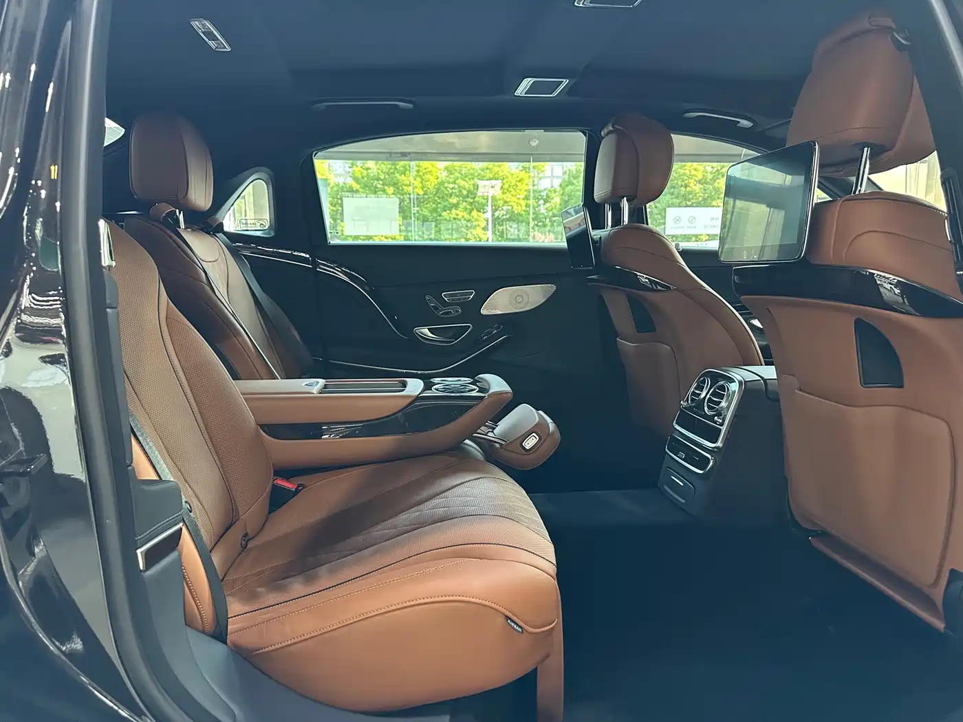 Mercedes-Benz Maybach S-Class 2020 S 450 4MATIC Collector's Edition фото 16