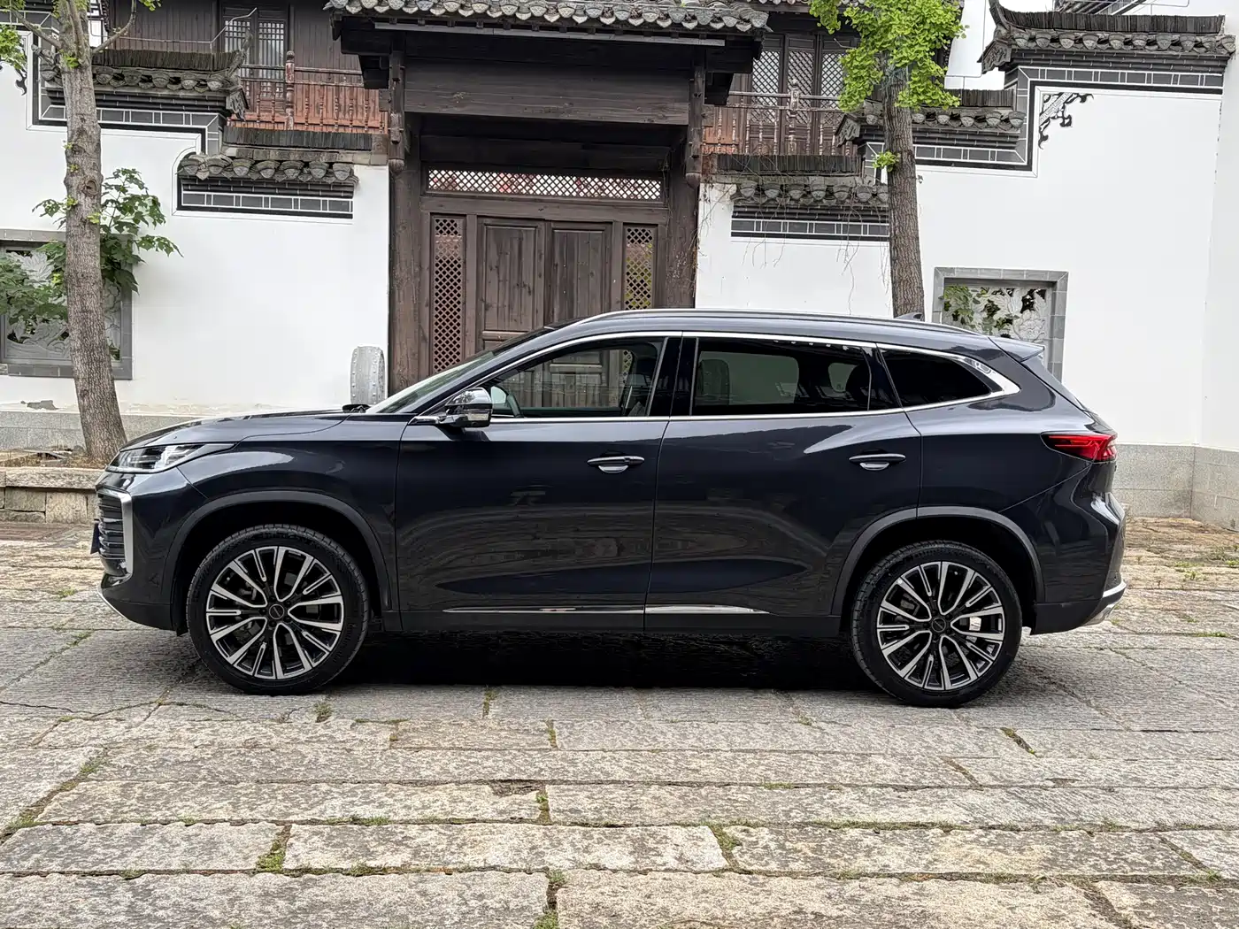 Exeed Lingyun 2024 2024 400T 2WD Star Premium Edition