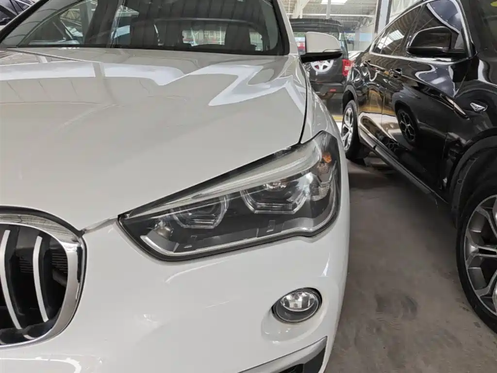 BMW X1 2016 sDrive18Li Luxury Model фото 24