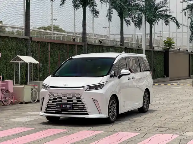 Lexus Lexus LM 2023 350h 7-Seater Elegance Edition
