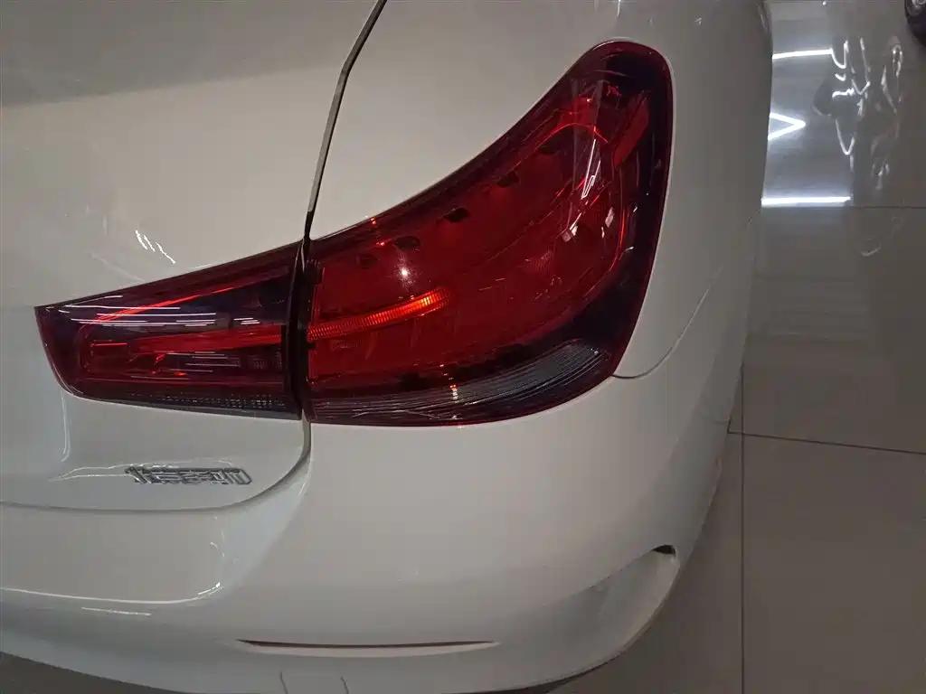 Mercedes-Benz A-Class 2021 Facelift A 180 L Sport Sedan фото 24