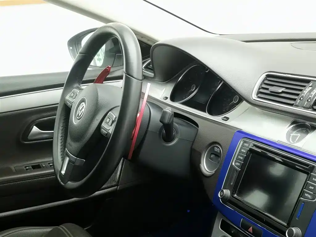 Volkswagen FAW-Volkswagen CC 2018 2.0TSI Luxury фото 22