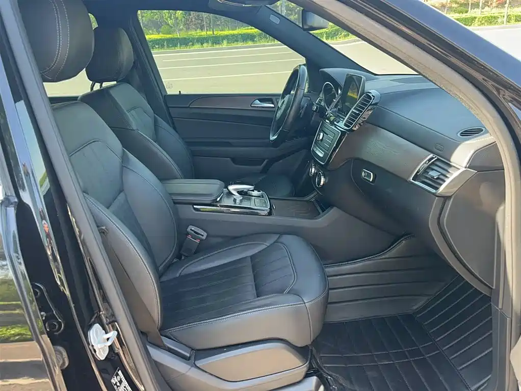 Mercedes-Benz GLE 2017 GLE 400 4MATIC фото 12