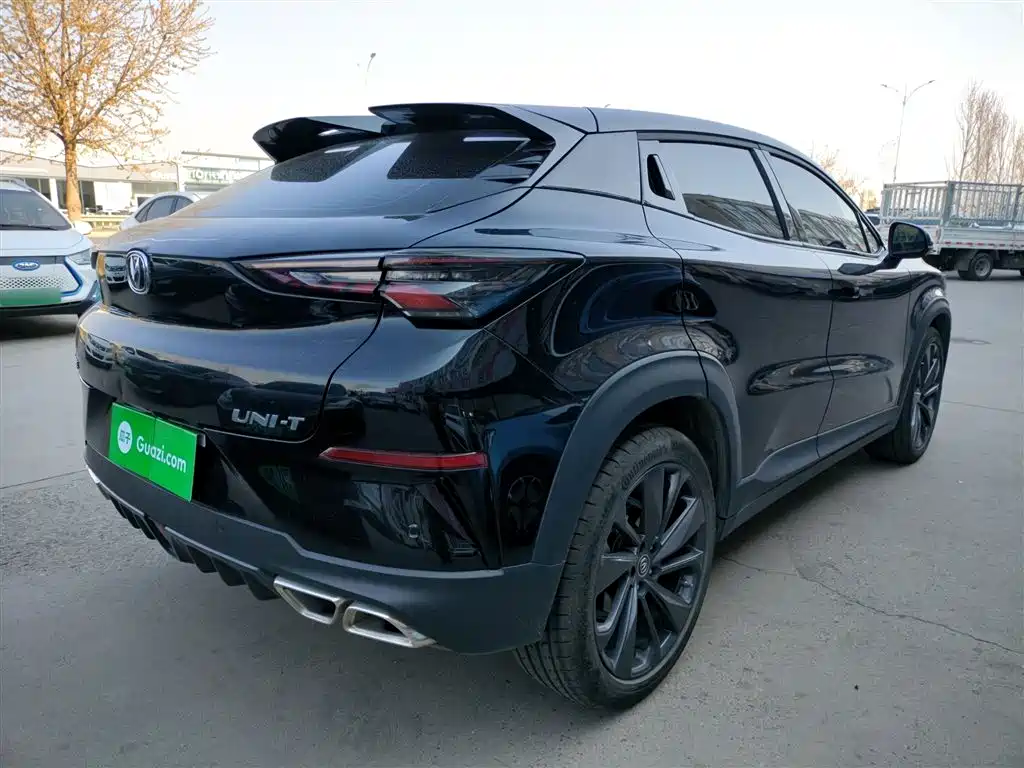 CHANGAN UNI-T
