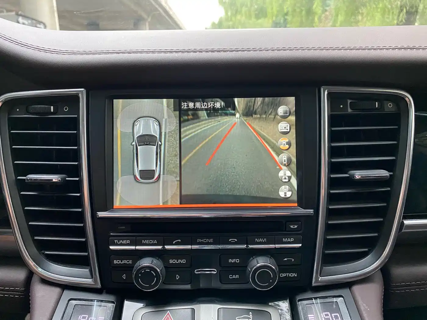 Porsche Panamera 2014 Panamera 3.0T фото 18