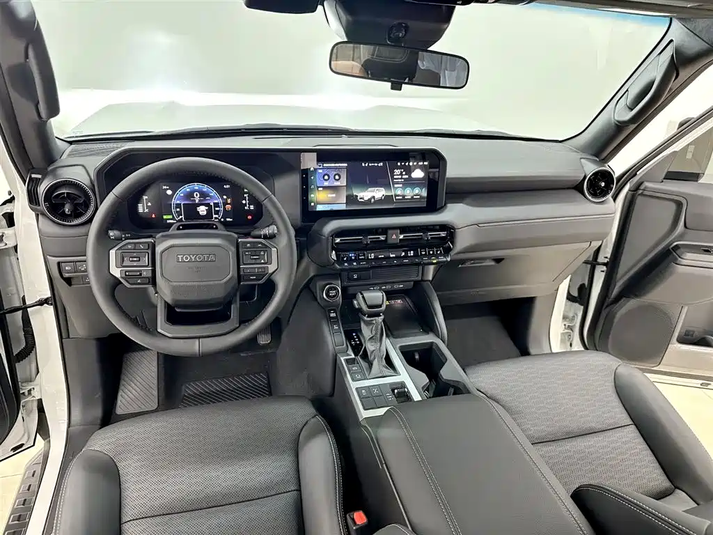 Toyota Prado 2025 2.4T All-round TX Edition 5-seater фото 13