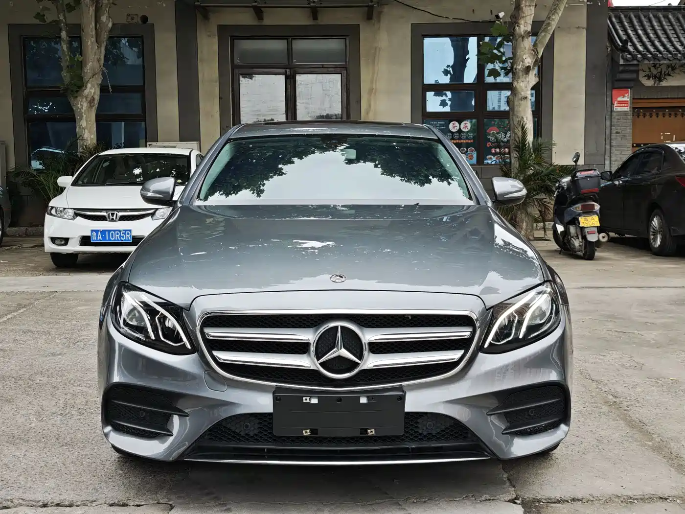 Mercedes-Benz E-Class 2019 E 200 L Sport фото 2
