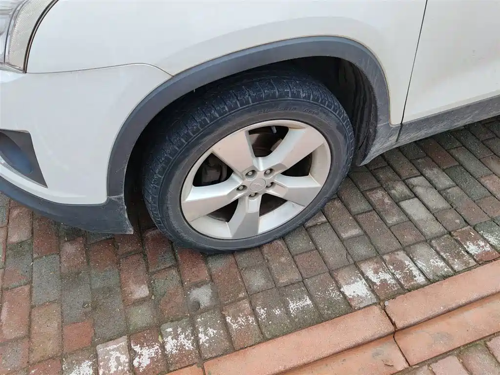Chevrolet Trax 2014 1.4T Automatic 2WD Comfort фото 23