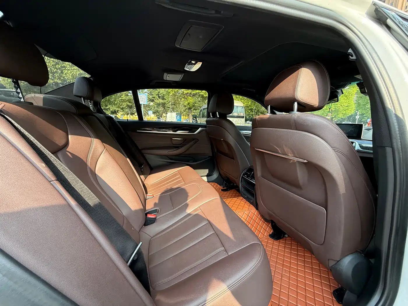 BMW 5 Series 2019 525Li M Sport Package фото 14