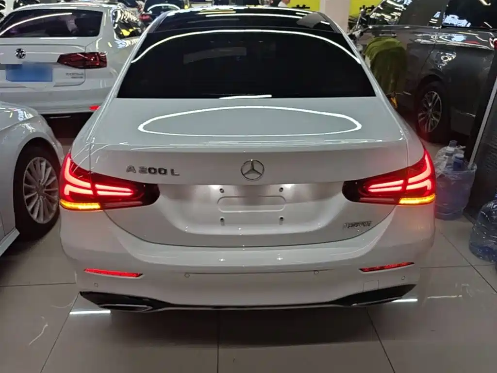 Mercedes-Benz A-Class 2022 Facelift III A 200 L Sport Sedan Fashion фото 6