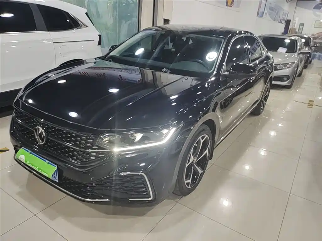 Volkswagen Passat 2024 330TSI Starlight Elite Edition