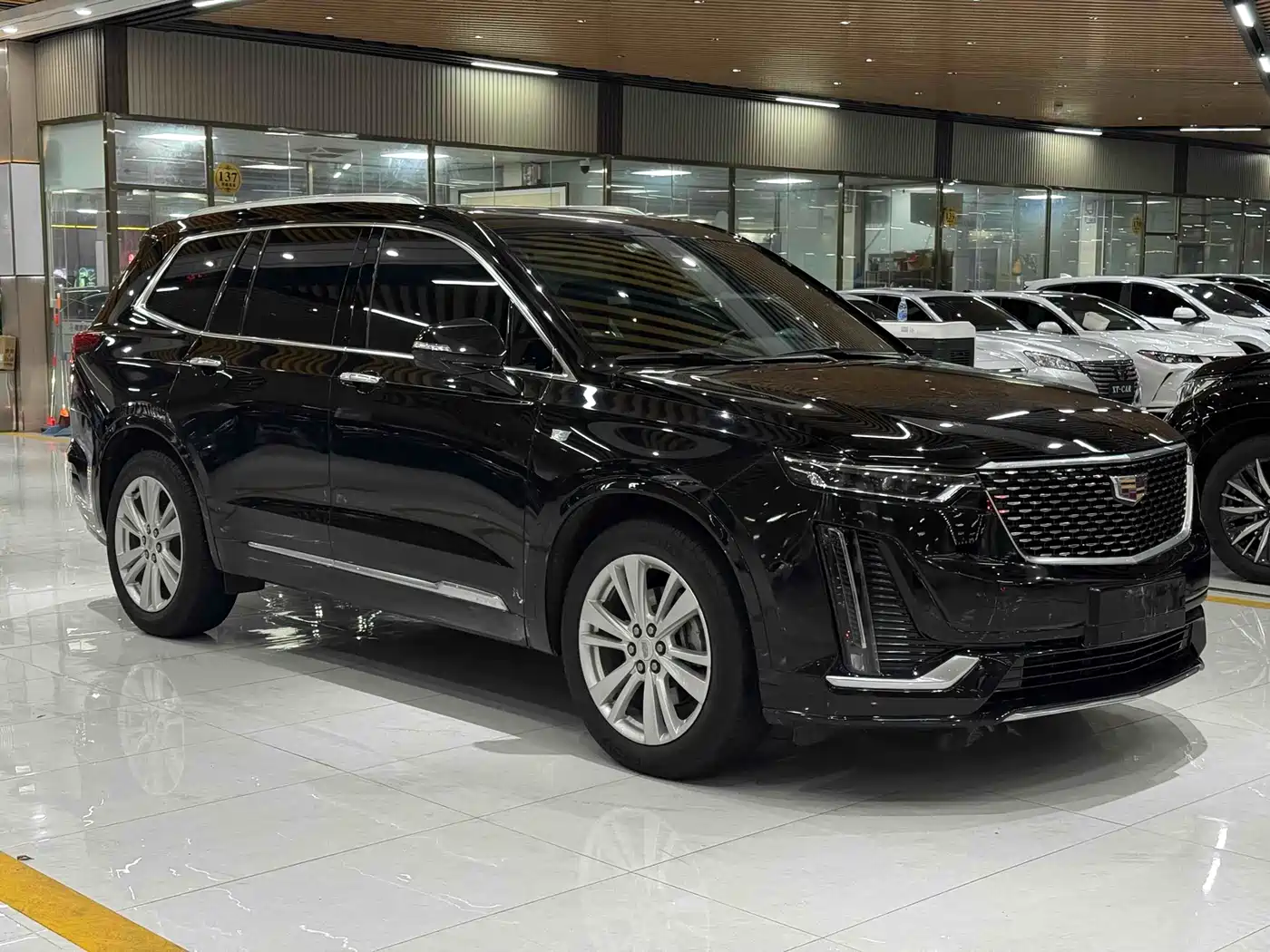 Cadillac XT6 2020 28T 6-Seater Luxury Model фото 3