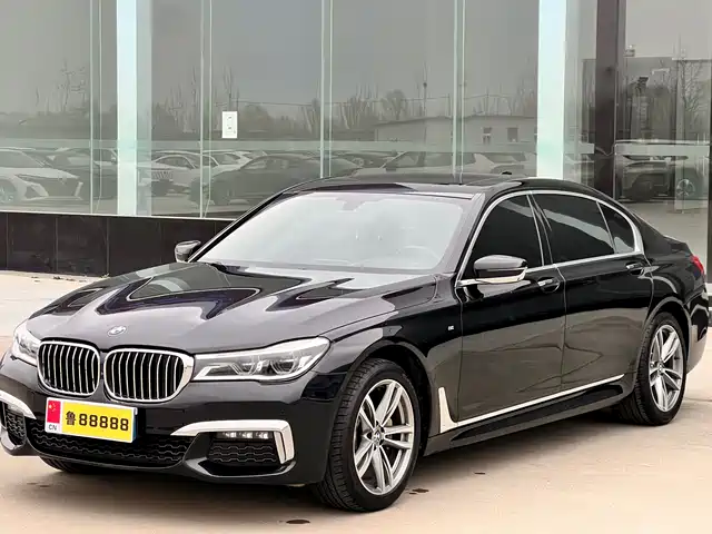 BMW 7 SERIES