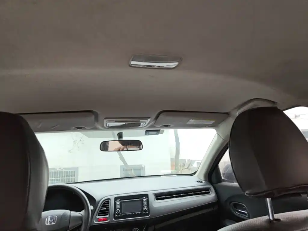 Photo 18 - Honda Vezel
