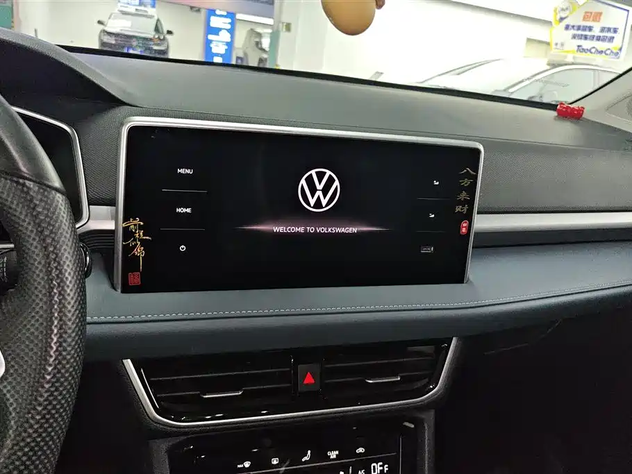 Volkswagen Tharu 2023 300TSI 2WD Bright Moon Edition фото 13