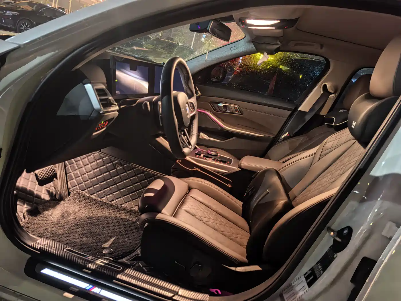 BMW 3 Series 2025 330Li M Sport Night Edition фото 4