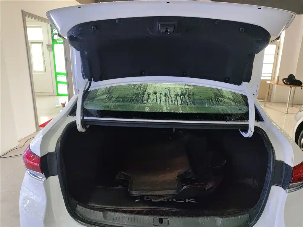Buick Excelle 2019 15T DCT Connected Elite Type China VI фото 15