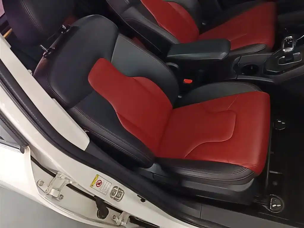 Haval H2s 2018 Red Label 1.5T DCT Elite Model фото 25